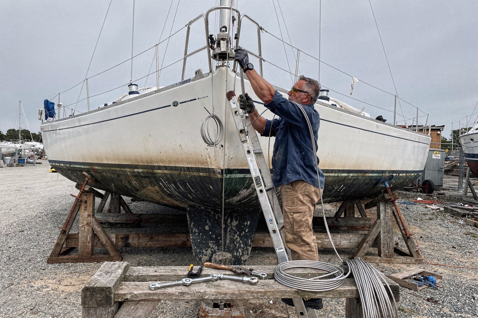 Boat removal service
