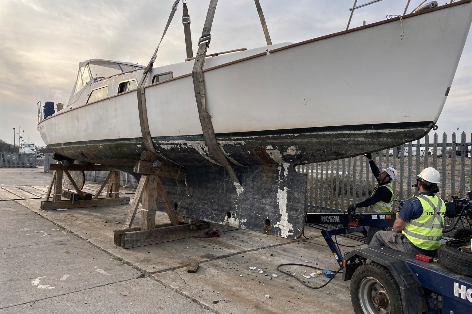 Boat removal service