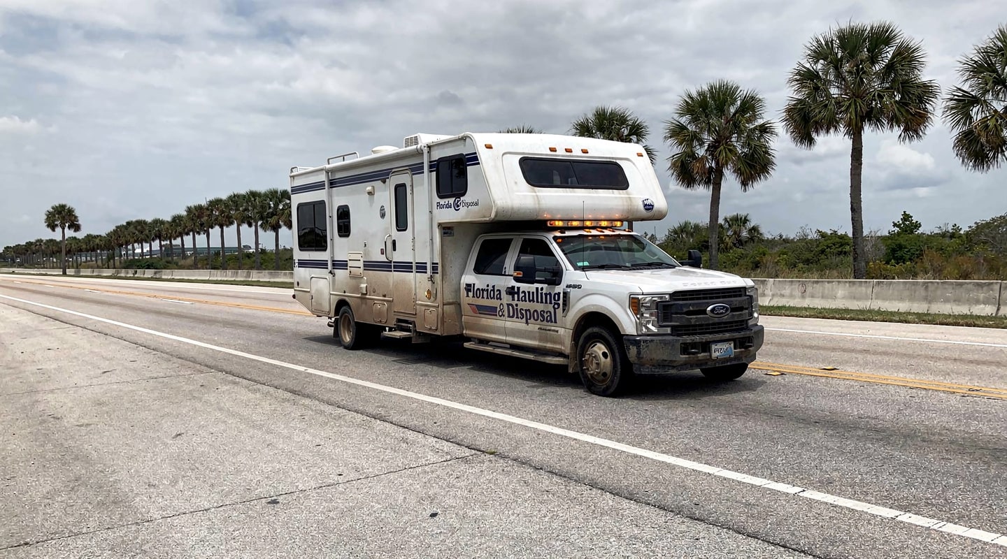 RV towing service | Florida Hauling